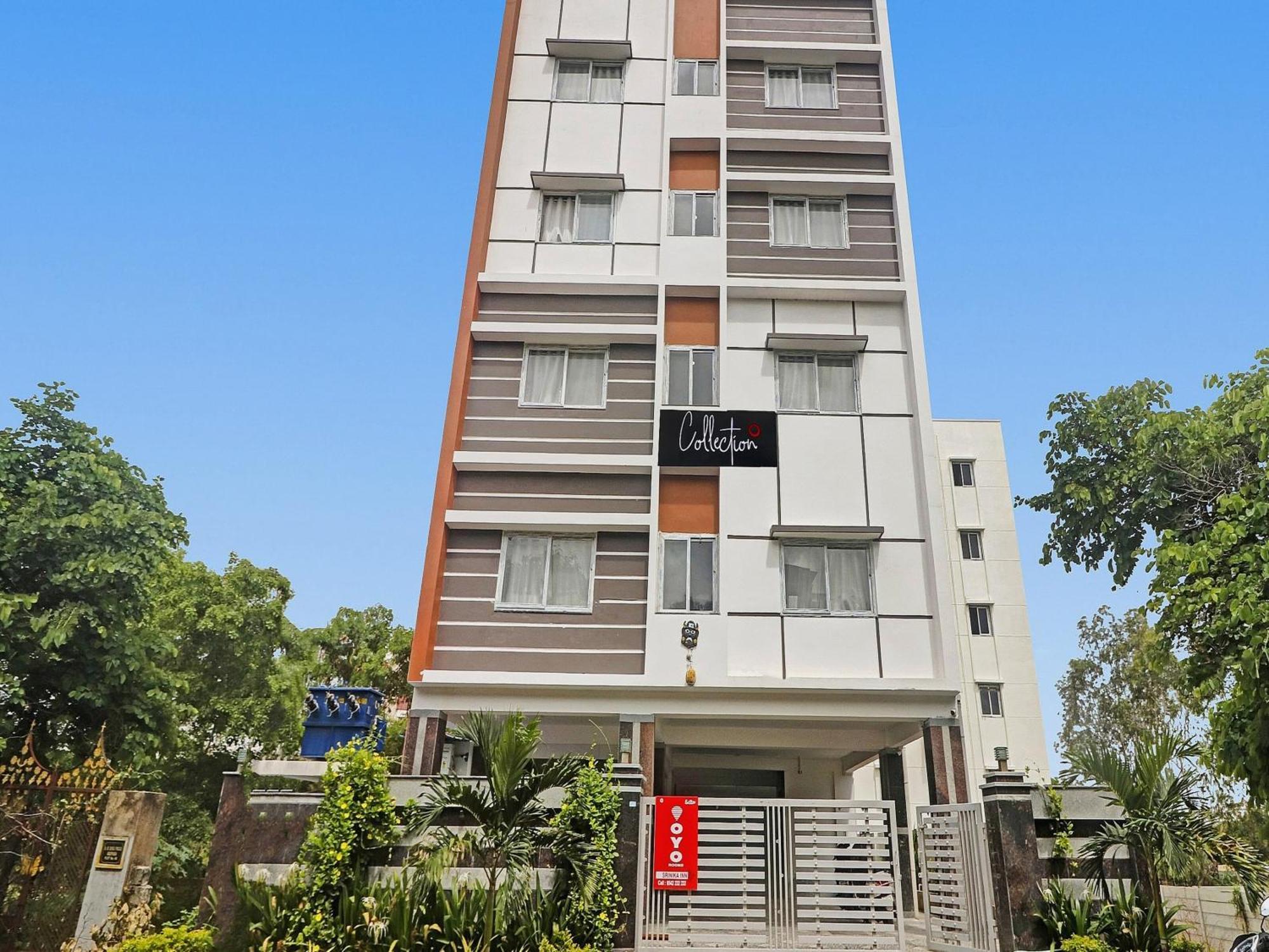 Super Capital O Srinika Inn Gachibowli 외부 사진