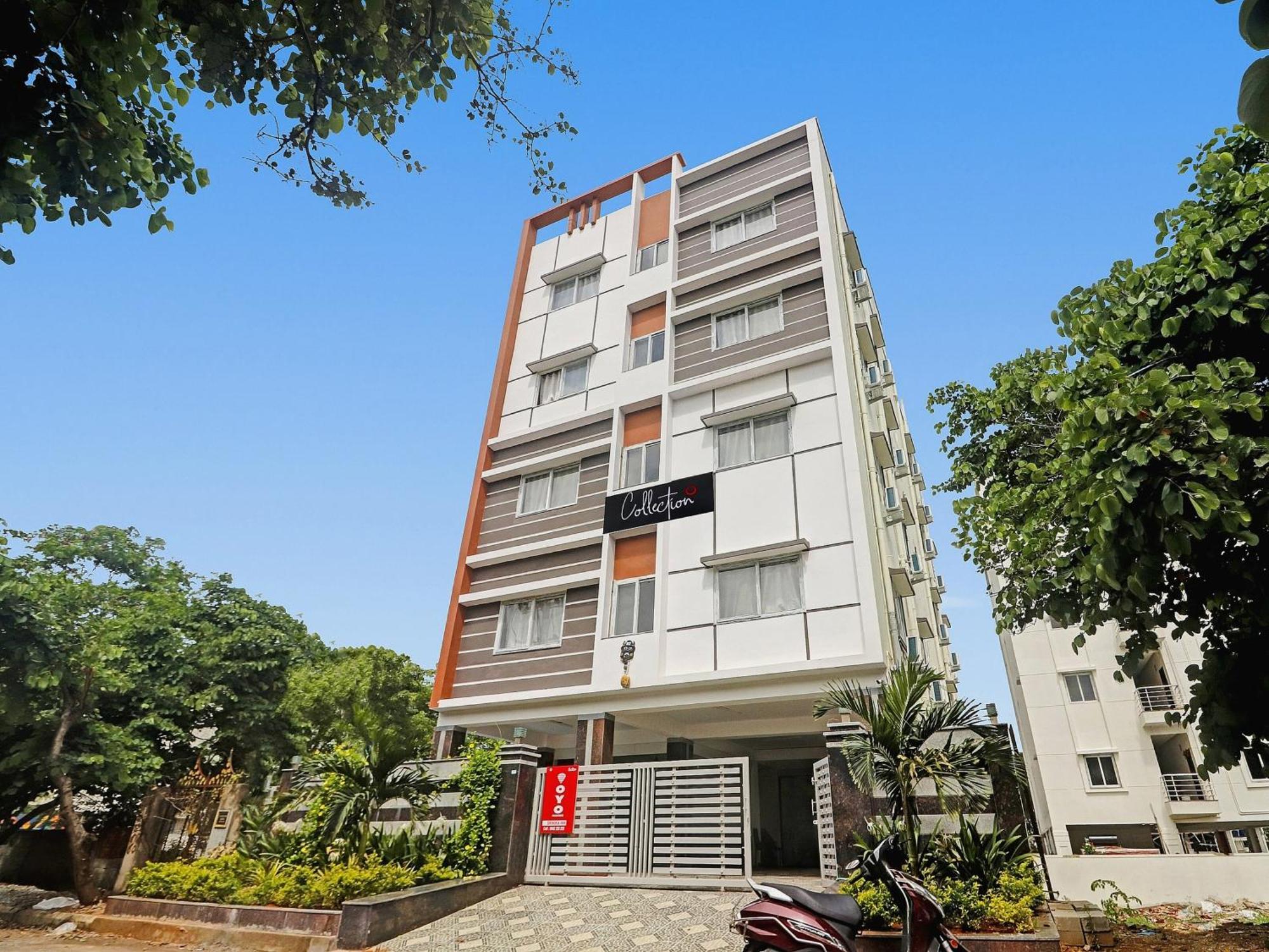 Super Capital O Srinika Inn Gachibowli 외부 사진